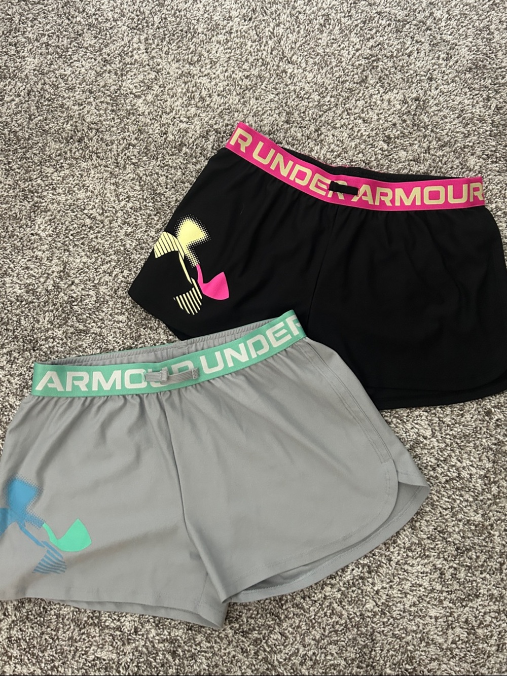 Under Armour Girls Logo Athletic Shorts Sz YLG